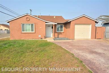 Main picture of 165 Navarro St