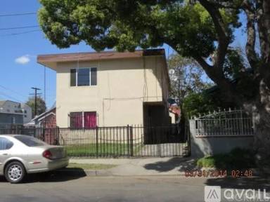 Main picture of 923 E 43rd Pl