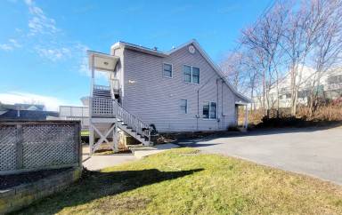 Main picture of 1034 Birch St