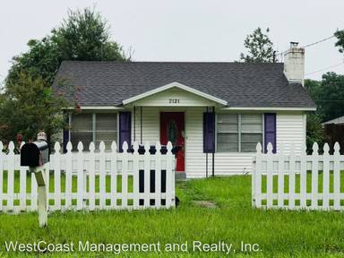 Main picture of 2121 W Okaloosa Ave