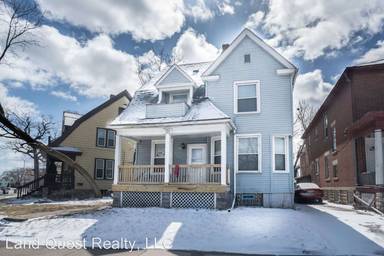 Main picture of 2639 Wright Ave