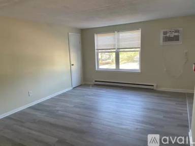 Main picture of 1600 Kingston Ave