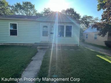 Main picture of 4827 Winter St