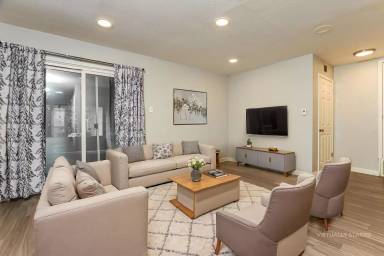 Main picture of 10615 Golden Quail Dr
