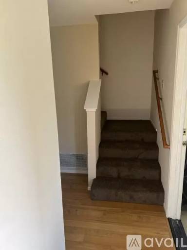 Main picture of 1421 Squire Ct