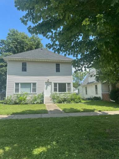 Main picture of 608 W Columbia Ave