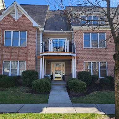 Main picture of 964 Hollymeade Cir