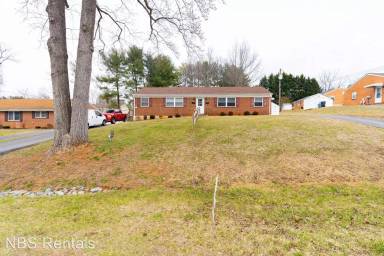 Main picture of 802 Jeter St