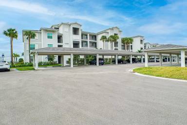 Main picture of 43060 Greenway Blvd
