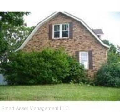 Main picture of 4625 Victory Ave