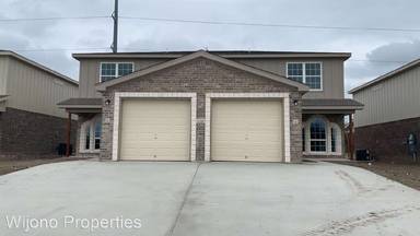 Main picture of 1326 Calle de Bronce