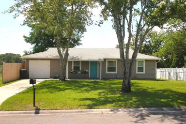 Main picture of 1471 Pawnee St