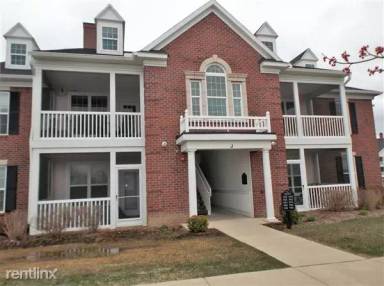 Main picture of 952 W Summerfield Glen Cir