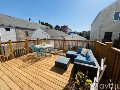 Main picture of 2318 W 19th St