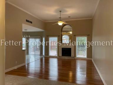 Main picture of 5746 Winnett Dr