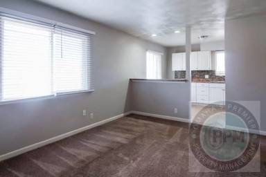 Main picture of 5011 Poppleton Ave