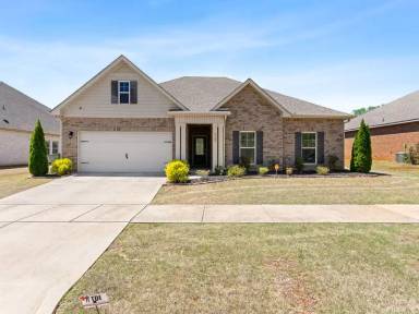 Main picture of 6502 Moon Crest Ln NW