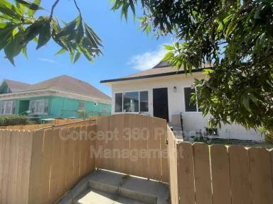 Main picture of 940 E 43rd Pl