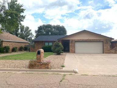 Main picture of 217 Chanticleer Pl