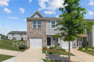 Main picture of 103 Rydal Way