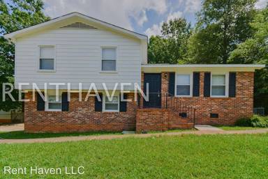 Main picture of 45 Carriage Dr