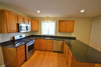 Main picture of 126 Marginal St