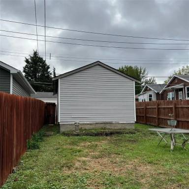 Main picture of 6222 Carlsbad Ave