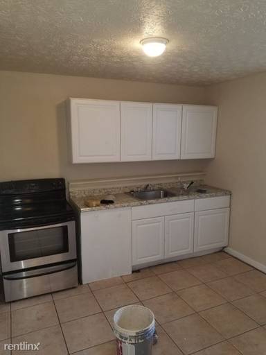 Main picture of 5214 Lexington Ave