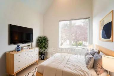 Main picture of 6794 N McKenna Ave