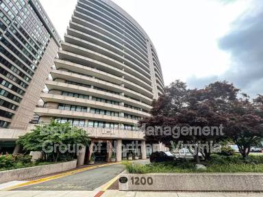 Main picture of 1200 Crystal Dr