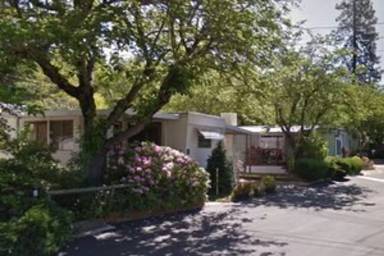 Main picture of 639 Whiting St
