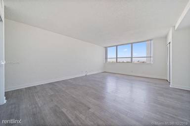Main picture of Flamingo South Tower