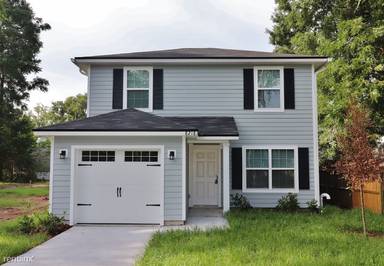 Main picture of 8218 Eaton Ave