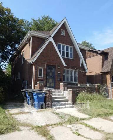 Main picture of 17331 Quincy St