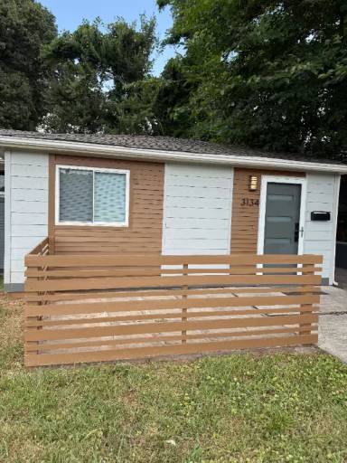 Main picture of 3134 Parkway Ave