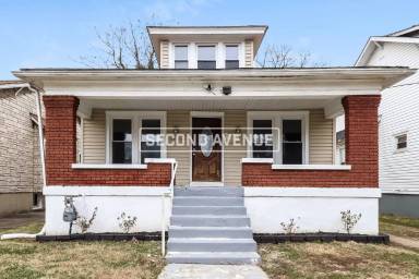 Main picture of 635 S 43rd St