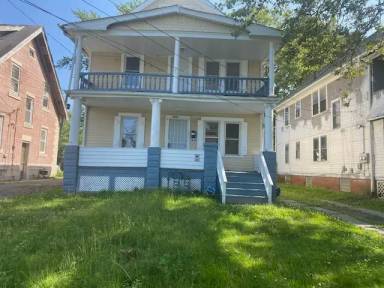 Main picture of 14514 Westropp Ave