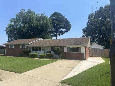 Main picture of 3317 Creekwood Rd