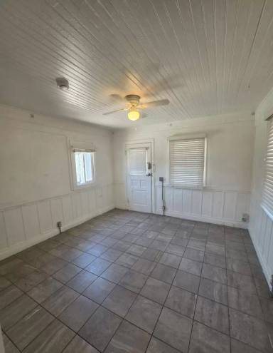 Main picture of 4669 35th St