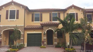 Main picture of 3785 SE 3rd Ct