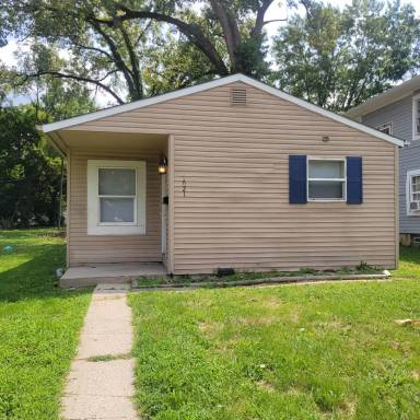 Main picture of 3021 N Olney St