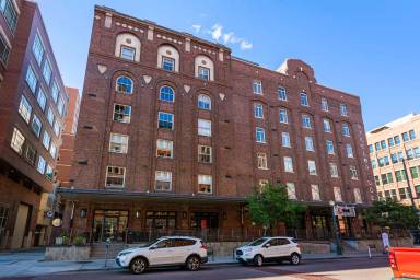 Main picture of 1449 Wynkoop St