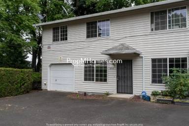 Main picture of 5716 NE 60th Ave
