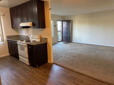 Main picture of 252 Acacia Ave