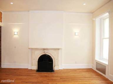 Main picture of 120 E 64th St