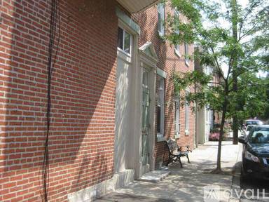 Main picture of 2324 Parrish St