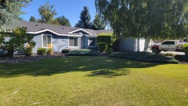 Main picture of 4015 Wanda St