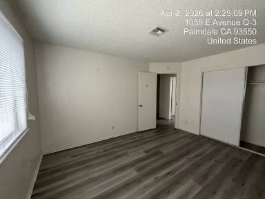Main picture of 1050 E Avenue Q3
