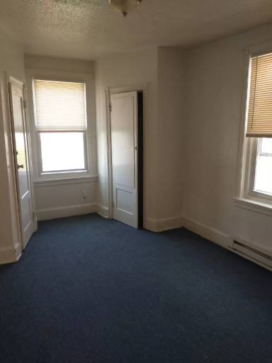 Main picture of 4246 N 6th St