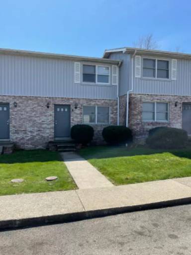 Main picture of 7 Beaumont Dr